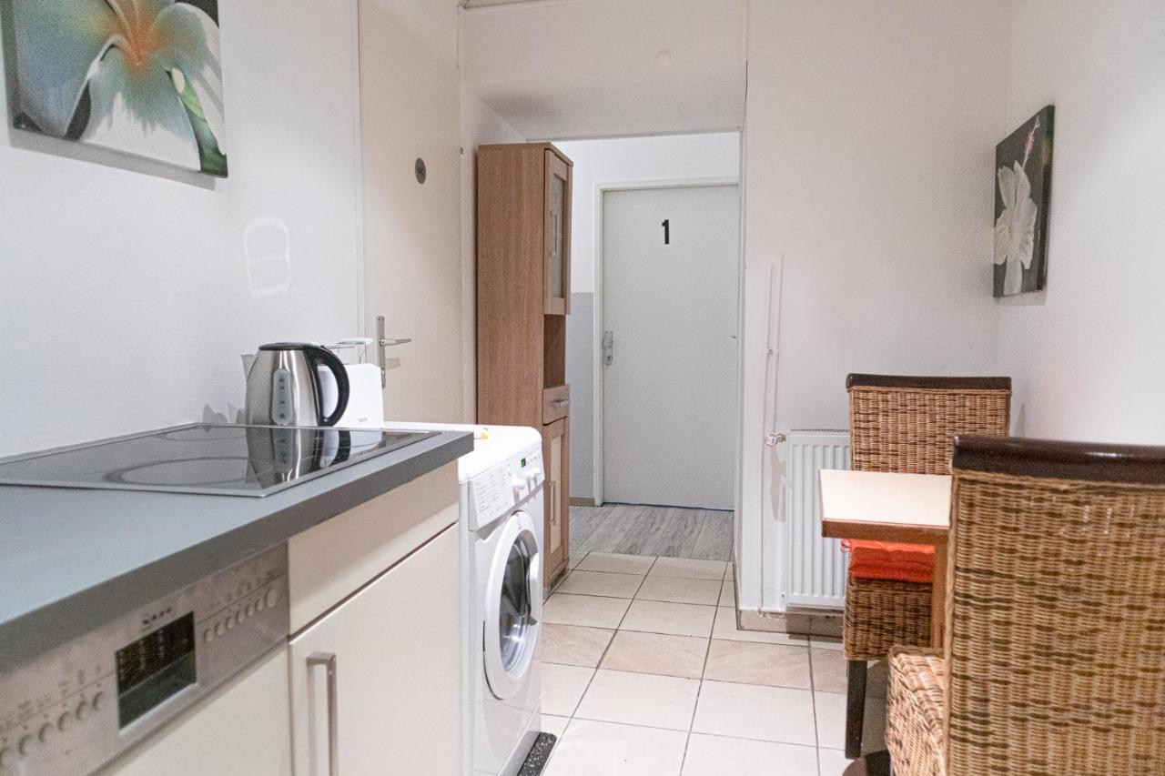 Fullfilling 3Br Shared Apartment With Pleasing Patio Viena Exterior foto
