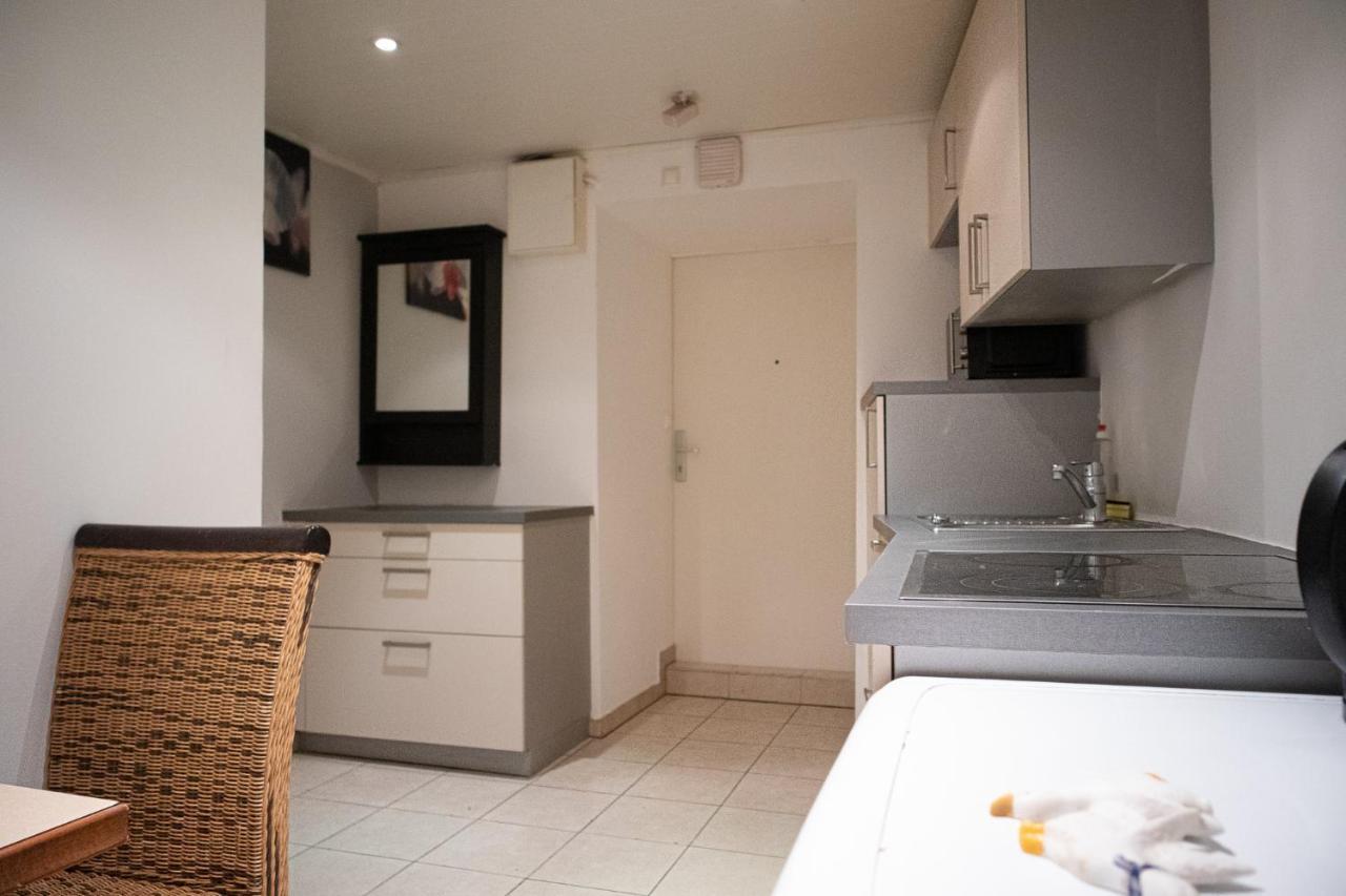 Fullfilling 3Br Shared Apartment With Pleasing Patio Viena Exterior foto